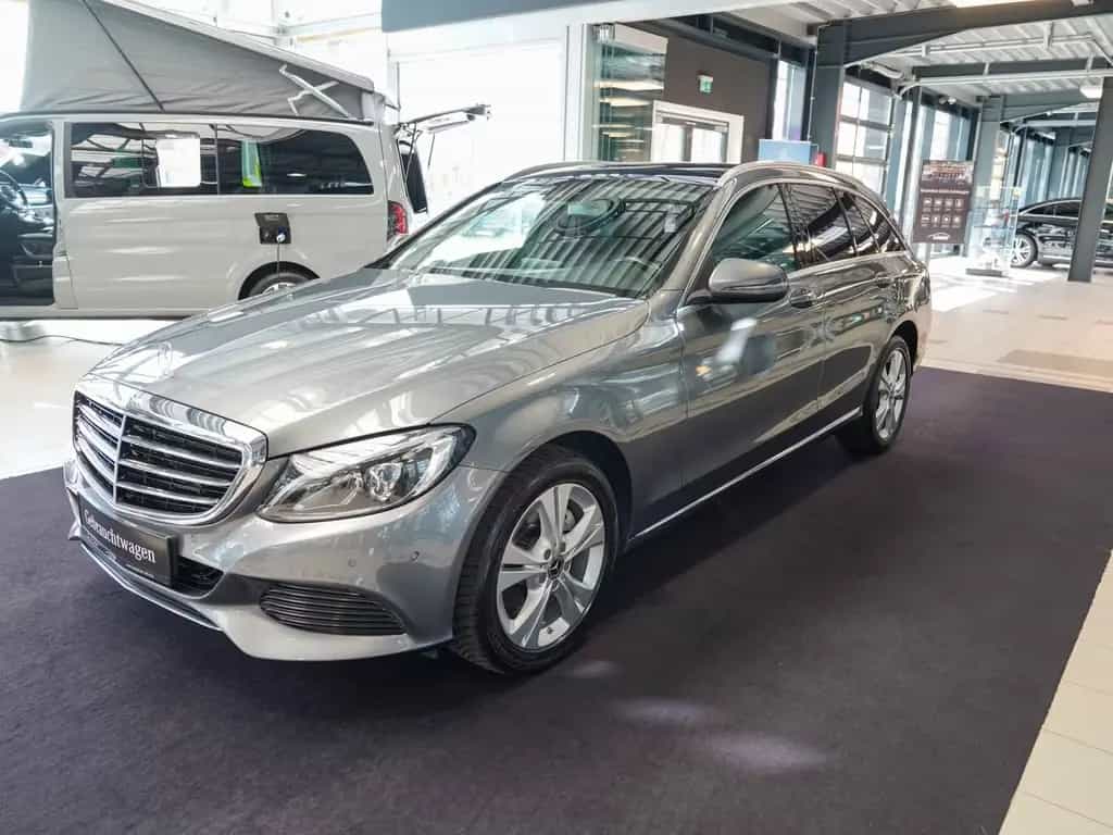 Mercedes-Benz C 220 d T 4M EXCLUSIVE Standheizung Pano Totwink 05/2018-photo-7