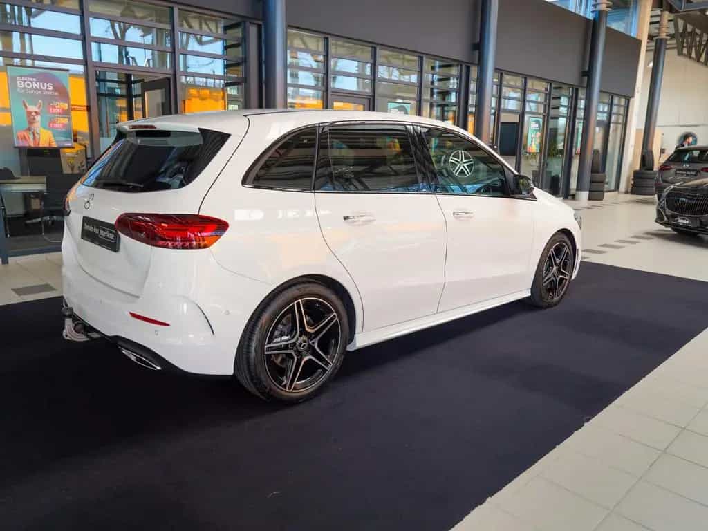 Mercedes-Benz B 220 d AMG Line Night 360° AHK Totwinkel DISTRO 01/2025-photo-2