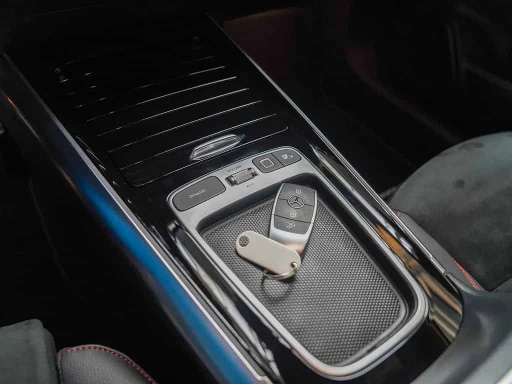 Mercedes-Benz B 220 d AMG Line Night 360° AHK Totwinkel DISTRO 01/2025-photo-22