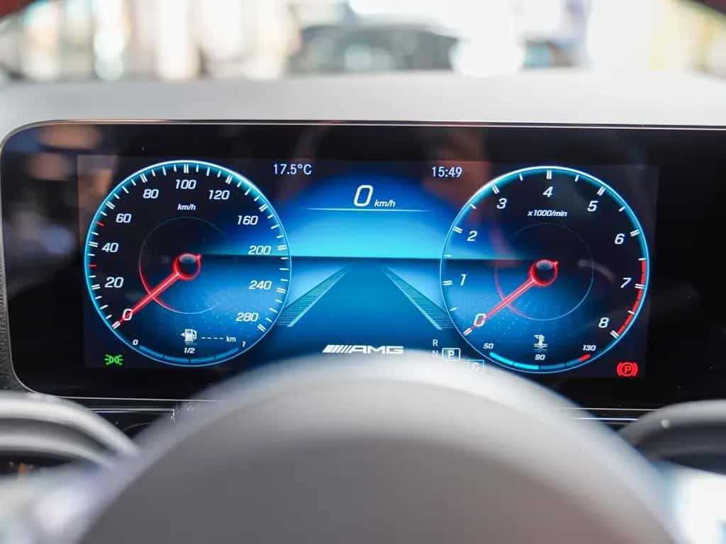 Mercedes-Benz GLA 35 AMG 4M Night Vielspeiche Multibeam LED 09/2022-photo-13