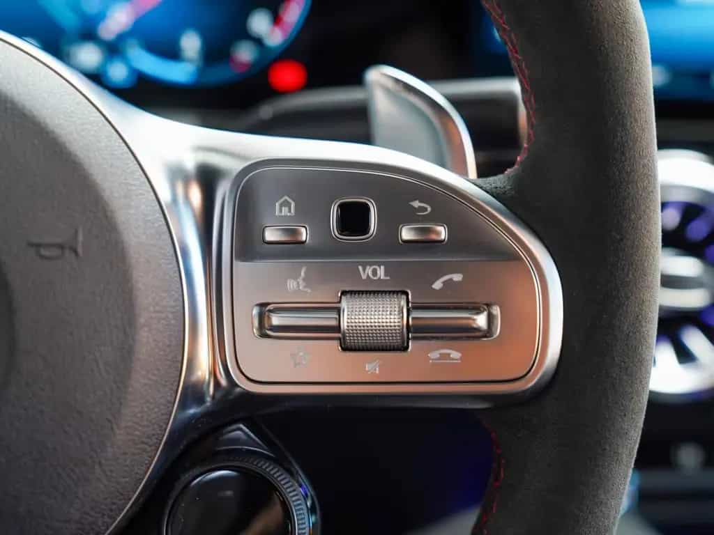 Mercedes-Benz GLA 35 AMG 4M Night Vielspeiche Multibeam LED 09/2022-photo-15