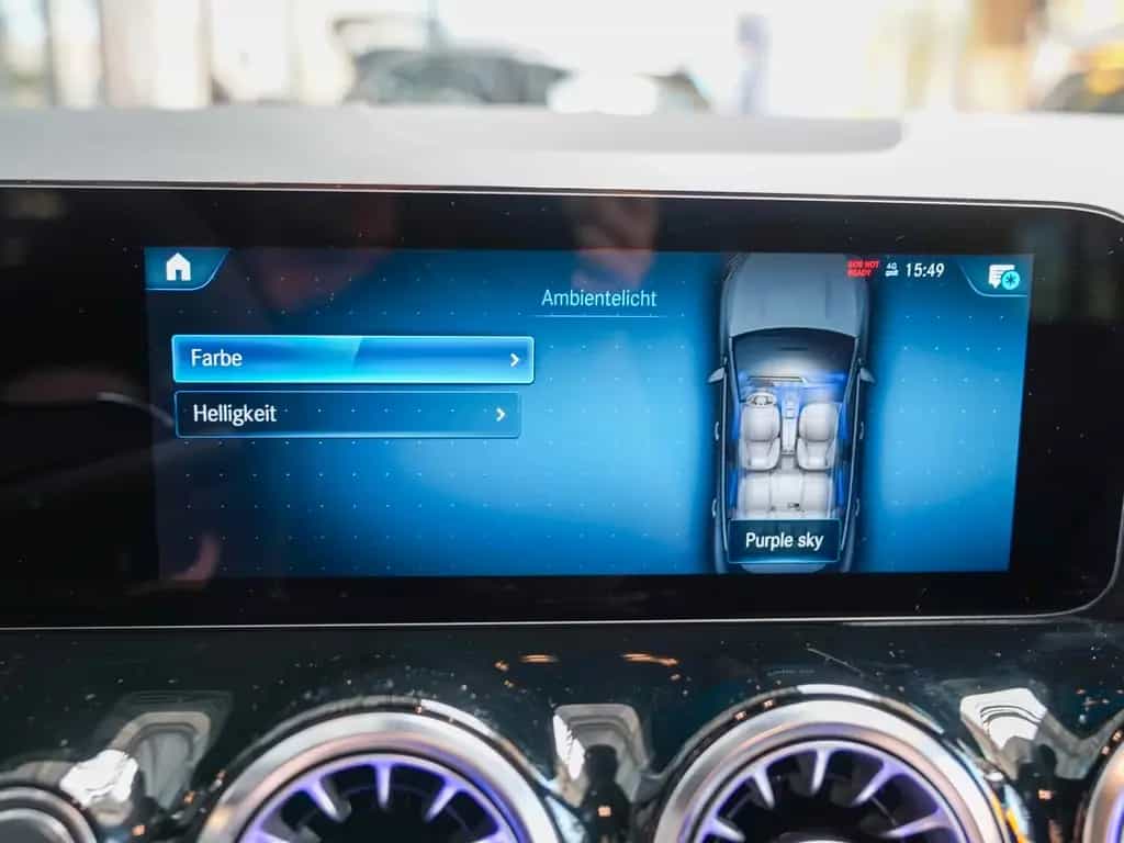 Mercedes-Benz GLA 35 AMG 4M Night Vielspeiche Multibeam LED 09/2022-photo-18