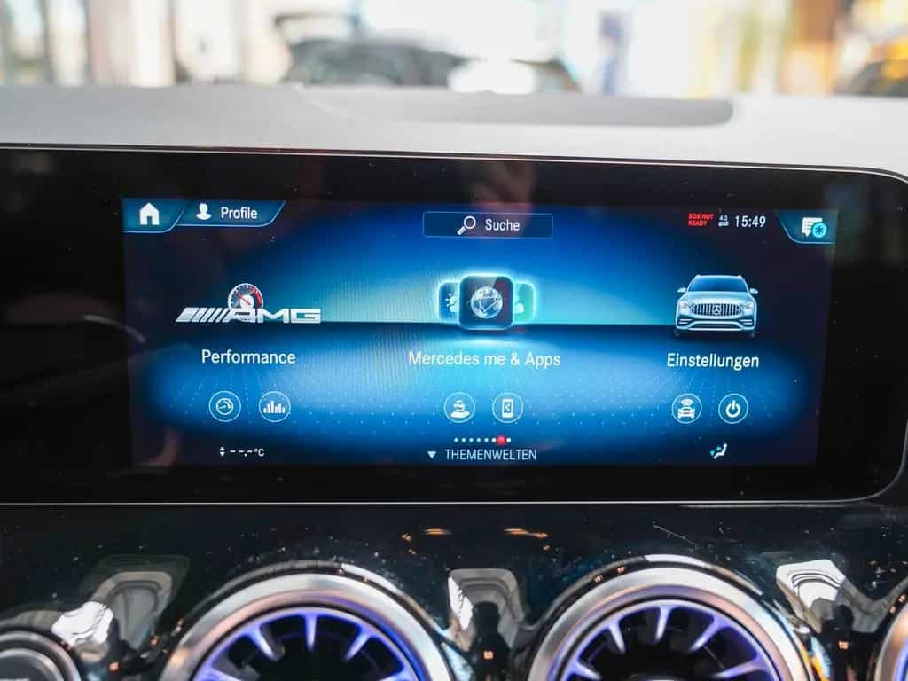 Mercedes-Benz GLA 35 AMG 4M Night Vielspeiche Multibeam LED 09/2022-photo-19