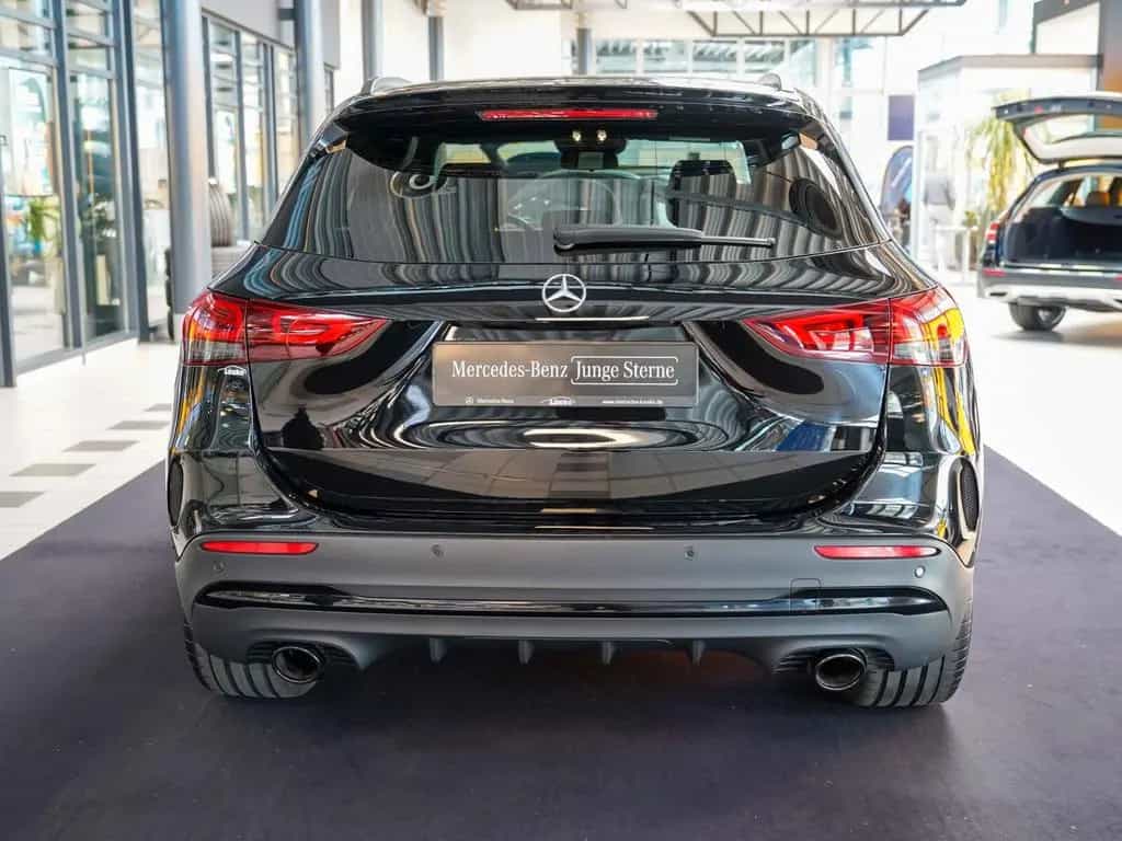 Mercedes-Benz GLA 35 AMG 4M Night Vielspeiche Multibeam LED 09/2022-photo-3