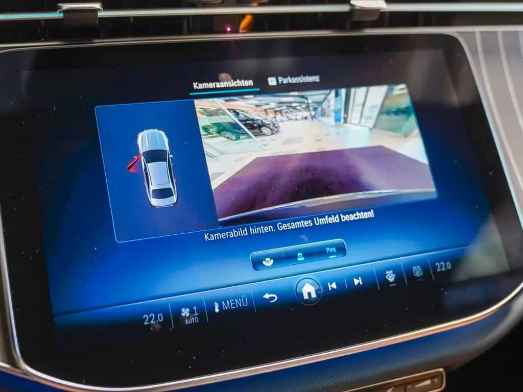 Mercedes-Benz E 220 d AVANTGARDE tonkabraun Ahorn KEYLESS DAB 02/2025-photo-20