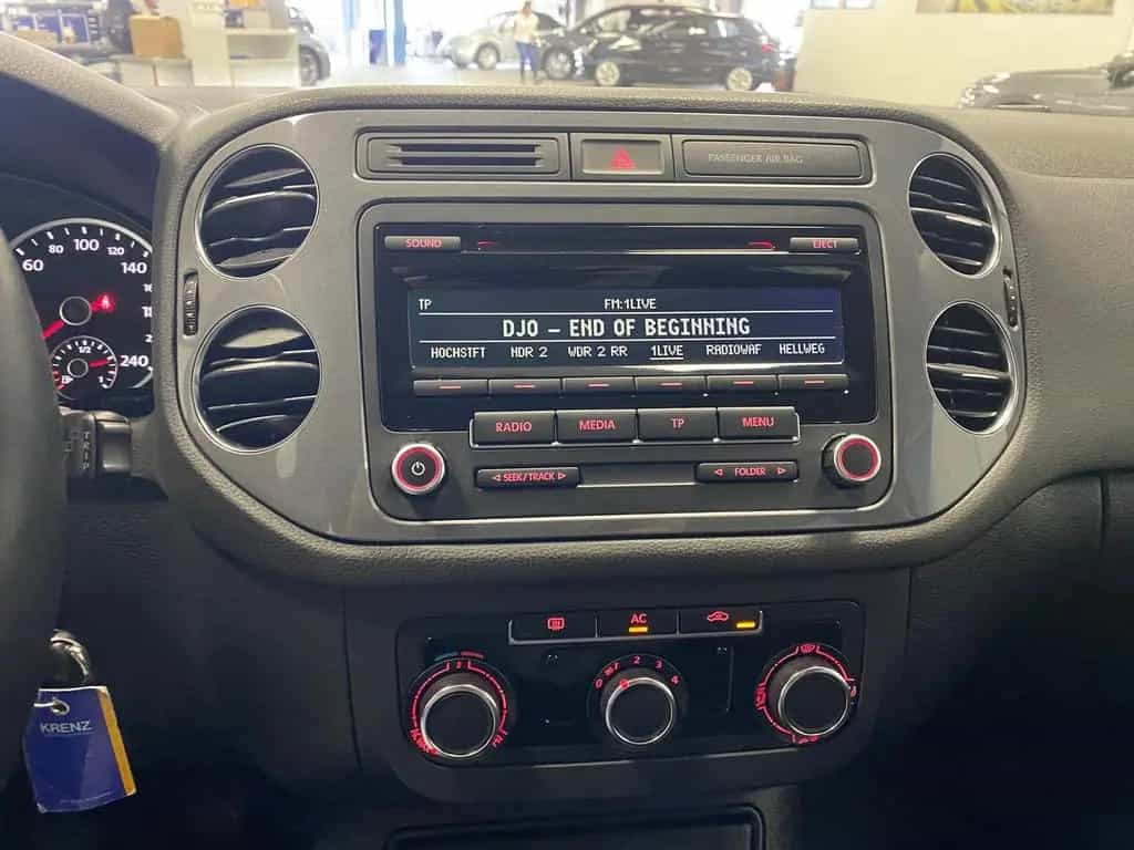 Volkswagen Tiguan 1.4 16V TSI 1390 ccm 05/2012-photo-12