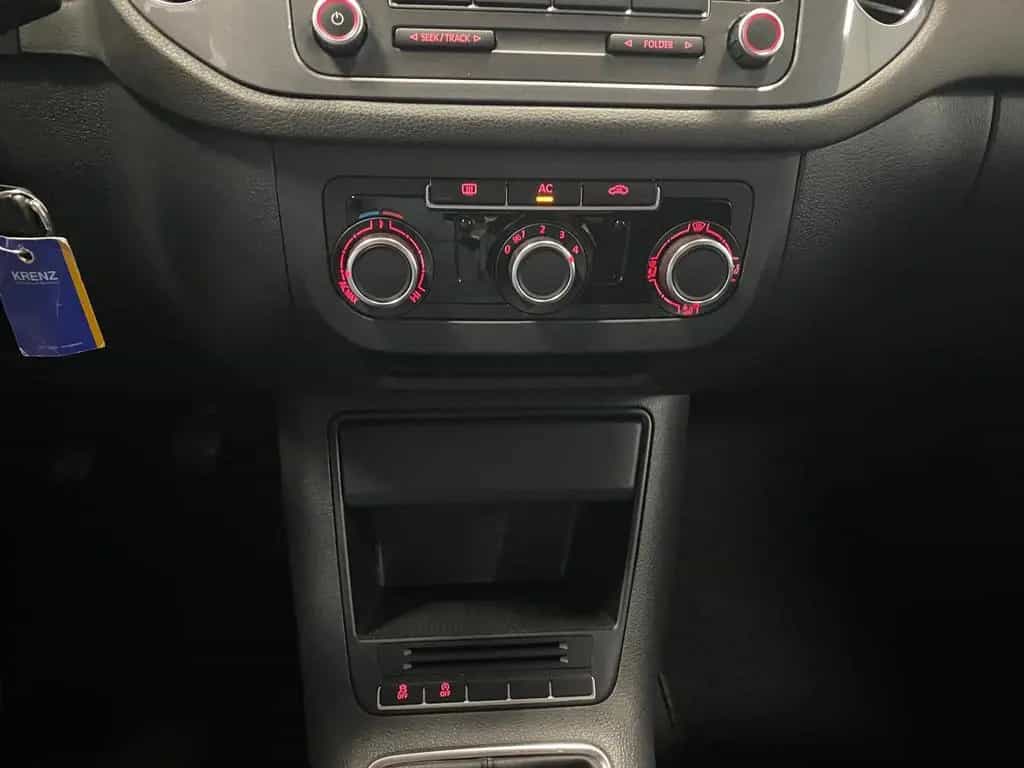Volkswagen Tiguan 1.4 16V TSI 1390 ccm 05/2012-photo-13