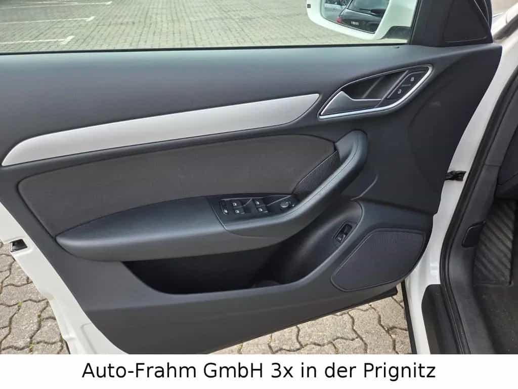 Audi Q3 NAVI LED SHZ AUTOMATIK 11/2016-photo-23
