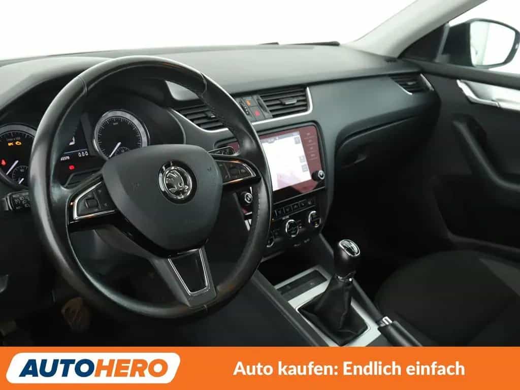 Skoda Octavia 1.4 TSI Ambition*NAV*TEMPO*PDC*SHZ*BT 09/2017-photo-10