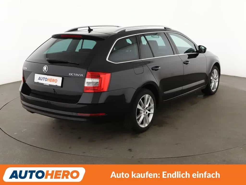 Skoda Octavia 1.4 TSI Ambition*NAV*TEMPO*PDC*SHZ*BT 09/2017-photo-5