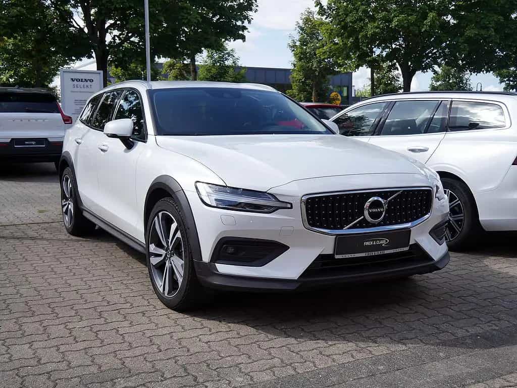 Volvo V60 Cross Country B5 AWD Pro 03/2021-photo-2