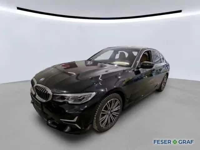 BMW 320 i A Luxury Line AHK*LiveCP*HiFi*SHZ*Innovati 01/2022-photo-1