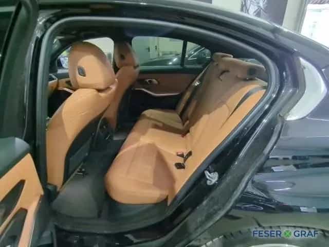 BMW 320 i A Luxury Line AHK*LiveCP*HiFi*SHZ*Innovati 01/2022-photo-10