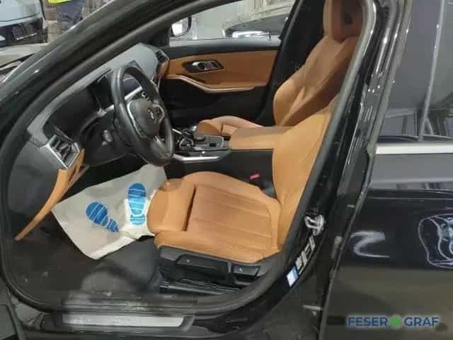 BMW 320 i A Luxury Line AHK*LiveCP*HiFi*SHZ*Innovati 01/2022-photo-7