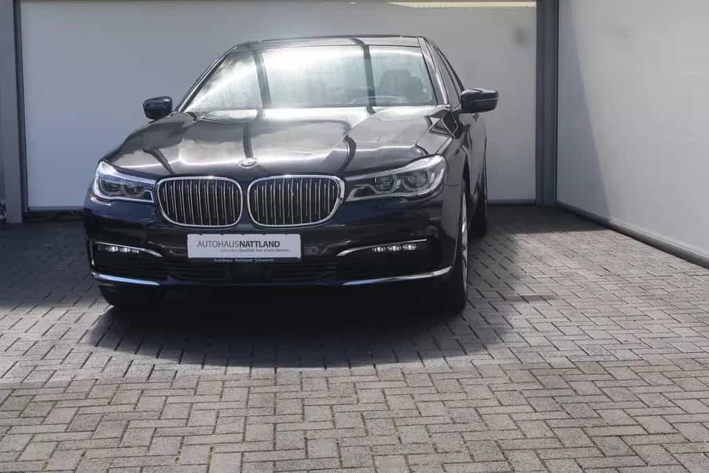 BMW 730 d Shadow-Line  HuD SB SD Laser 360° SCA 12/2018-photo-2