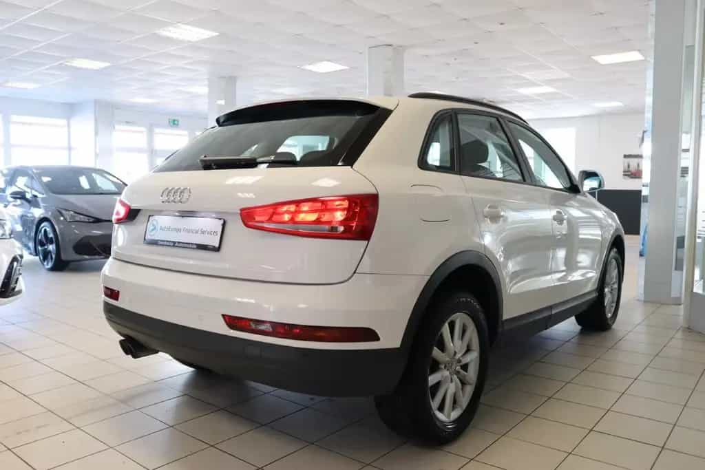 Audi Q3 basis Xenon PDC DAB+ Bergfahrassistent AHK 02/2017-photo-11