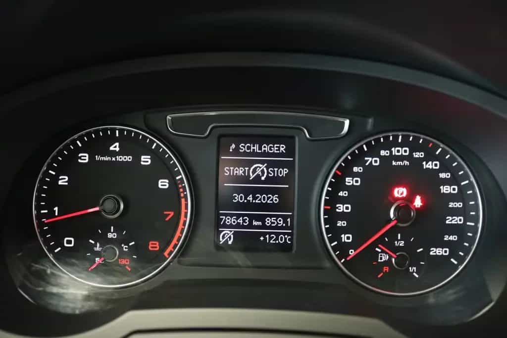 Audi Q3 basis Xenon PDC DAB+ Bergfahrassistent AHK 02/2017-photo-16
