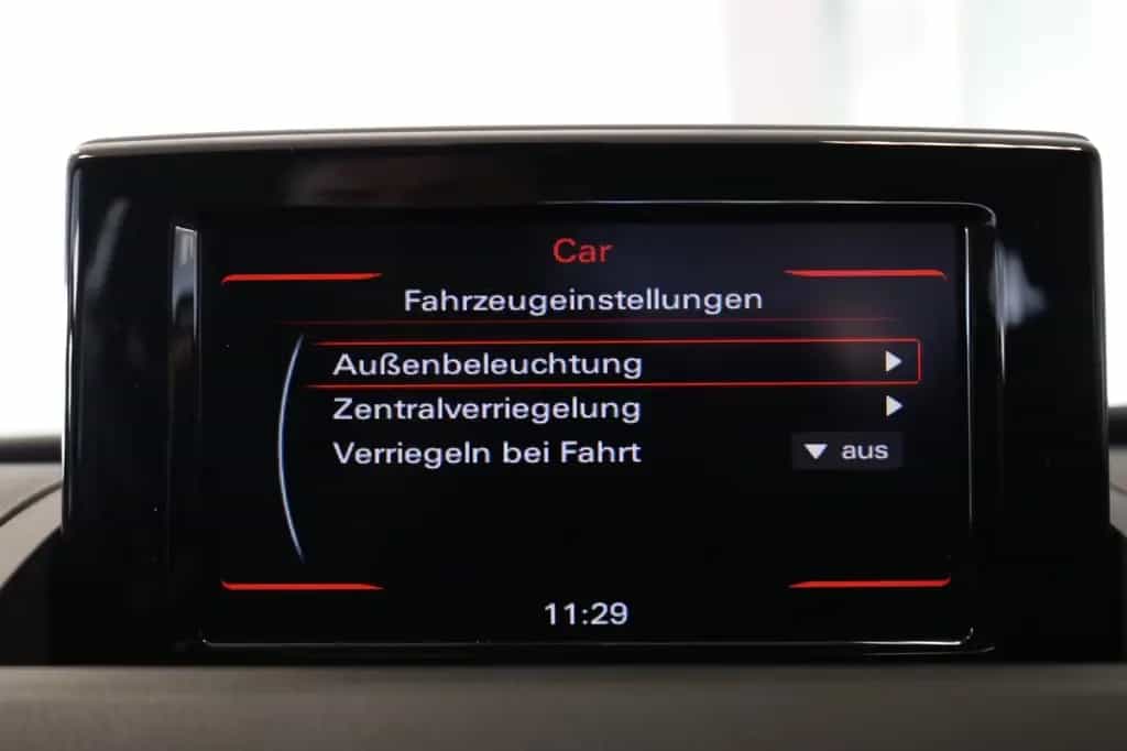 Audi Q3 basis Xenon PDC DAB+ Bergfahrassistent AHK 02/2017-photo-20