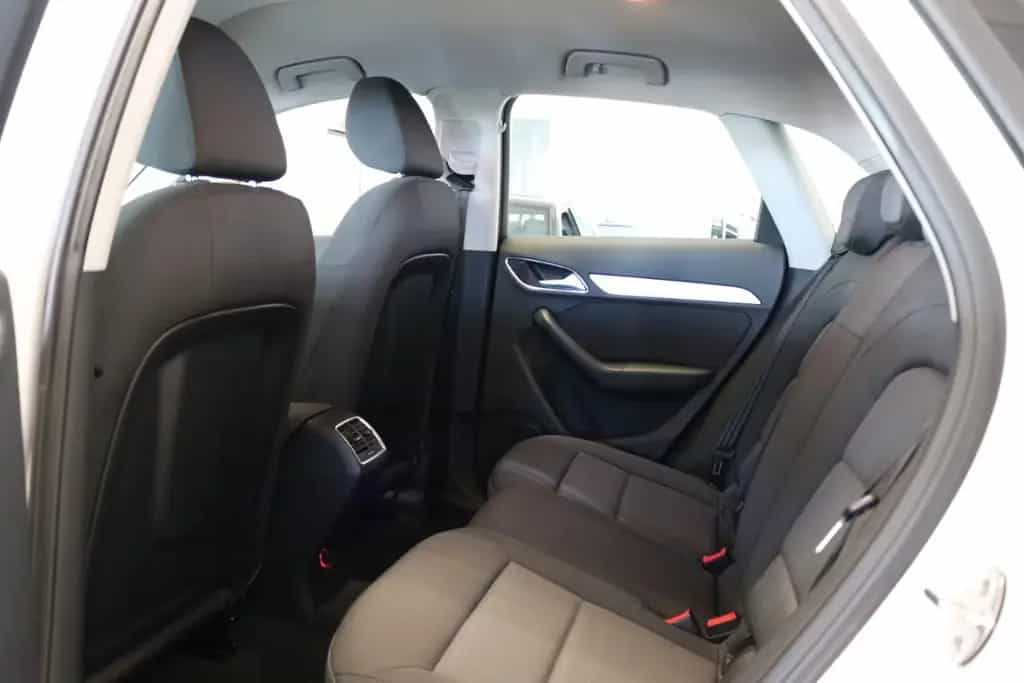 Audi Q3 basis Xenon PDC DAB+ Bergfahrassistent AHK 02/2017-photo-23