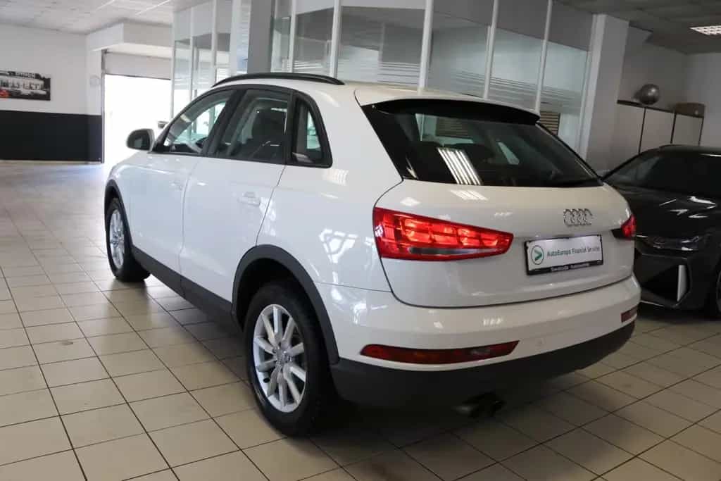 Audi Q3 basis Xenon PDC DAB+ Bergfahrassistent AHK 02/2017-photo-8