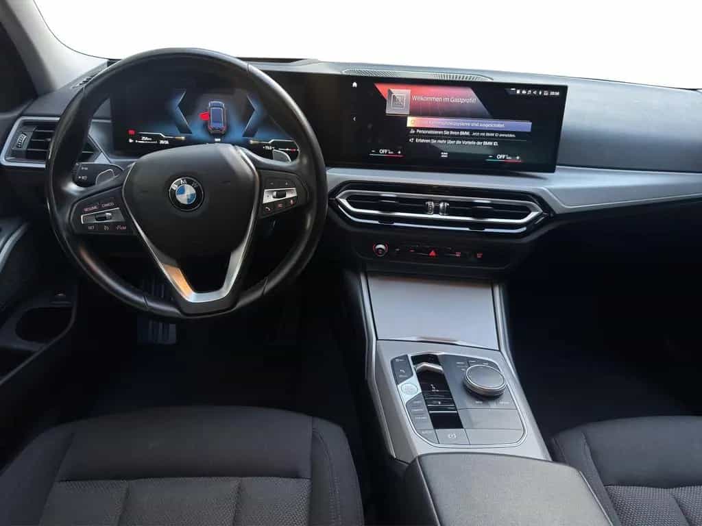BMW 318 i Touring 07/2023-photo-1