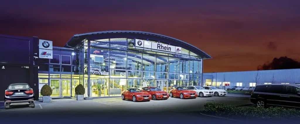 BMW 318 i Touring 07/2023-photo-17