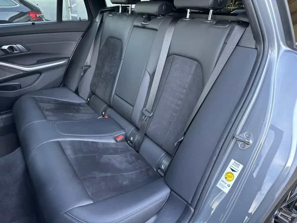 BMW 320 d Touring M-Sport NAV+LED+ACC+PANO+H&K+KAMERA 09/2022-photo-11