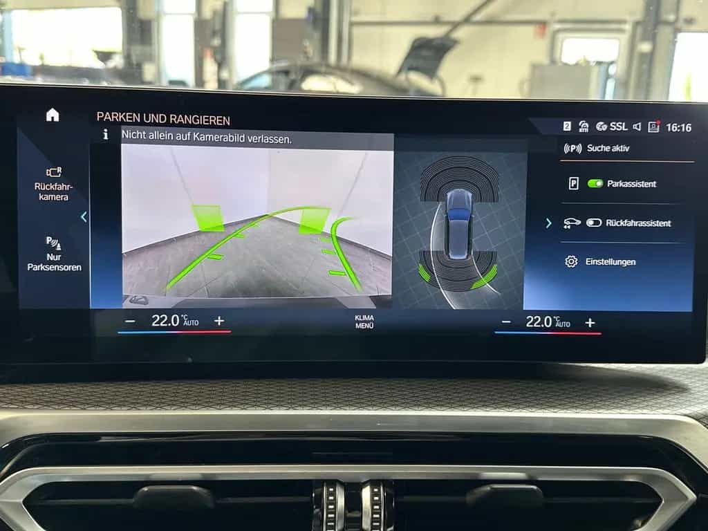 BMW 320 d Touring M-Sport NAV+LED+ACC+PANO+H&K+KAMERA 09/2022-photo-19