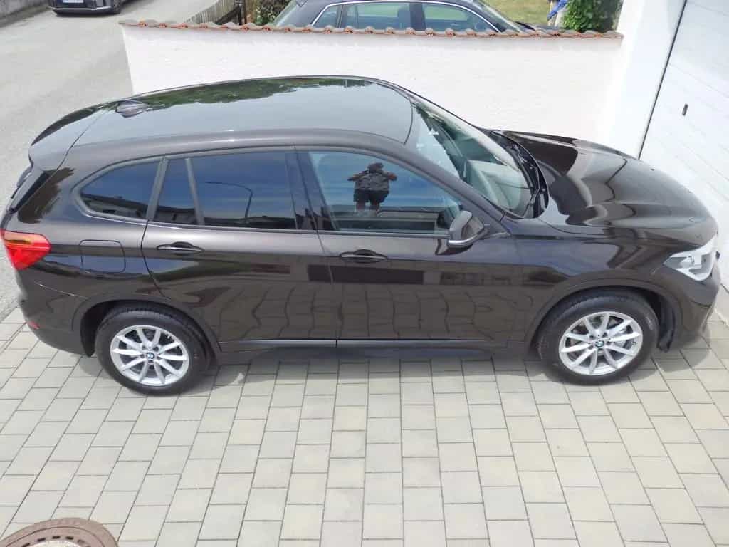 BMW X1 xDrive18d abnAHK Navi Parkass Sitzhzg Komfzug 07/2021-photo-10