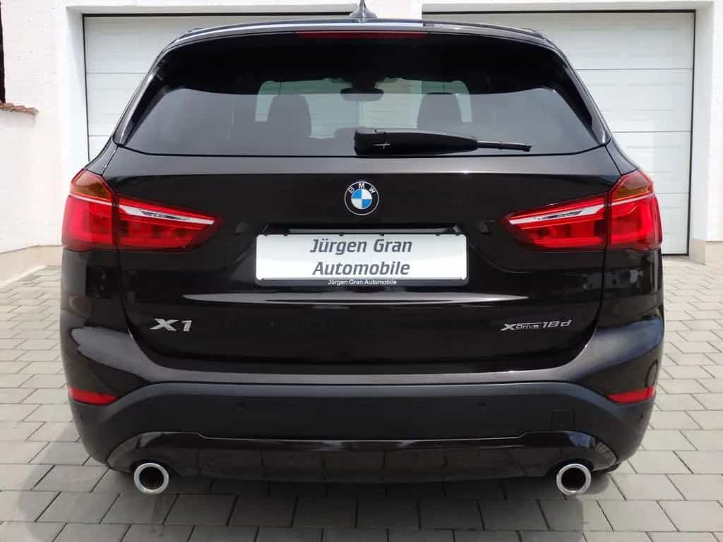 BMW X1 xDrive18d abnAHK Navi Parkass Sitzhzg Komfzug 07/2021-photo-13