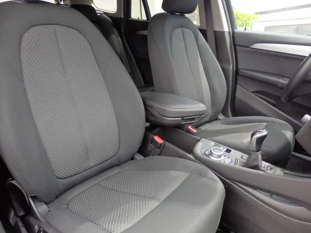 BMW X1 xDrive18d abnAHK Navi Parkass Sitzhzg Komfzug 07/2021-photo-5