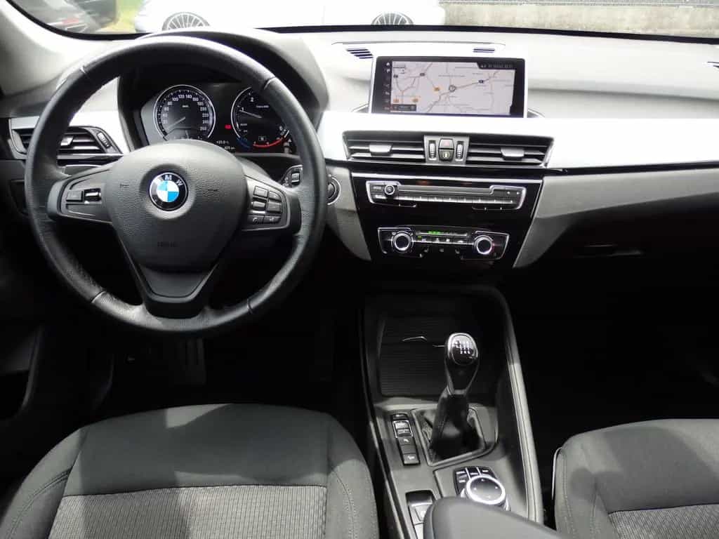 BMW X1 xDrive18d abnAHK Navi Parkass Sitzhzg Komfzug 07/2021-photo-7