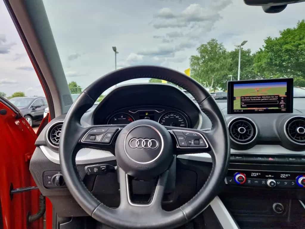 Audi Q2 30 TDI design *KUNDENAUFTRAG* +Navi+ ACC-Temp 03/2019-photo-10