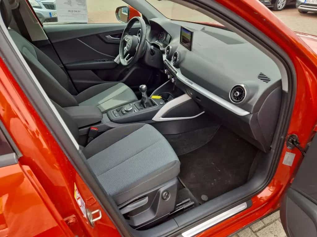 Audi Q2 30 TDI design *KUNDENAUFTRAG* +Navi+ ACC-Temp 03/2019-photo-12