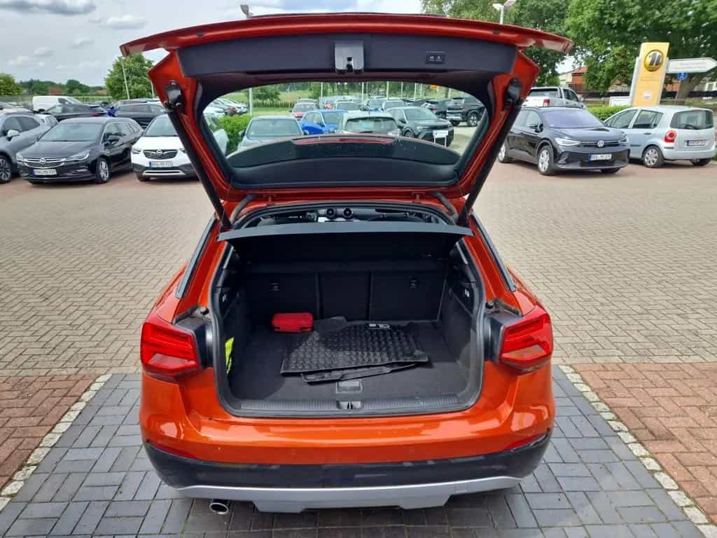 Audi Q2 30 TDI design *KUNDENAUFTRAG* +Navi+ ACC-Temp 03/2019-photo-14