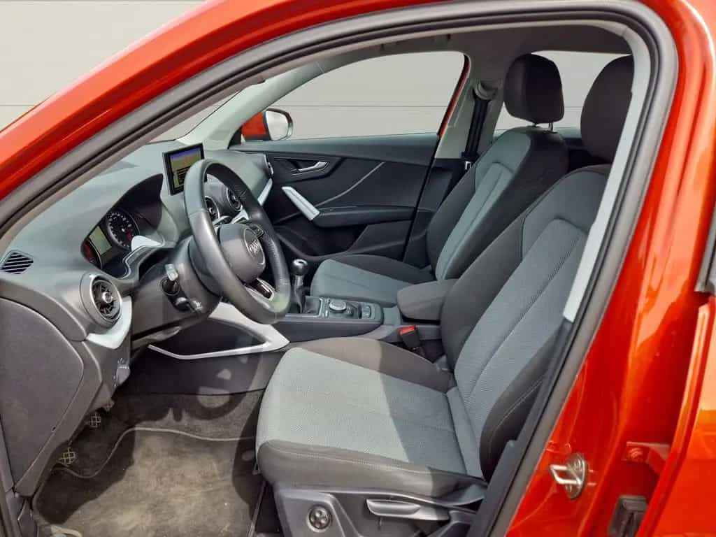 Audi Q2 30 TDI design *KUNDENAUFTRAG* +Navi+ ACC-Temp 03/2019-photo-5
