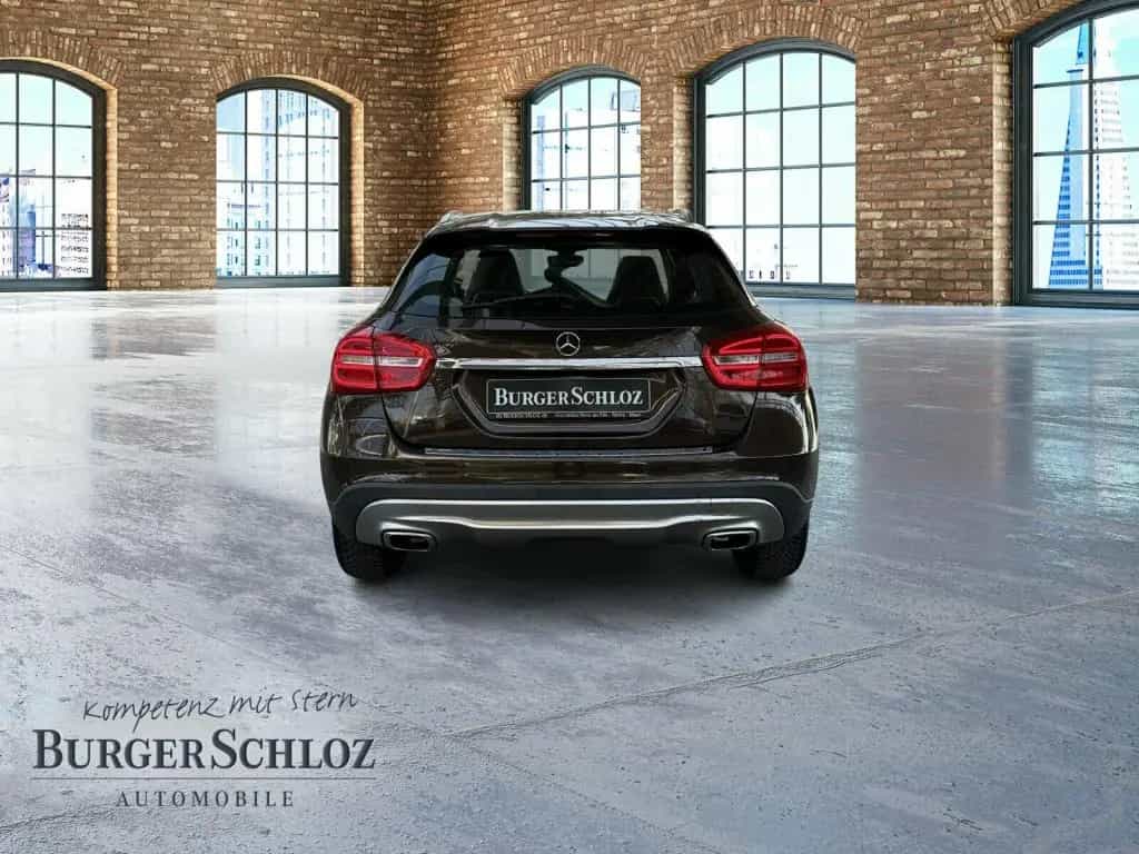 Mercedes-Benz GLA 180 Urban Urban/BI-XENON/SHZ/LM/PDC 09/2015-photo-5