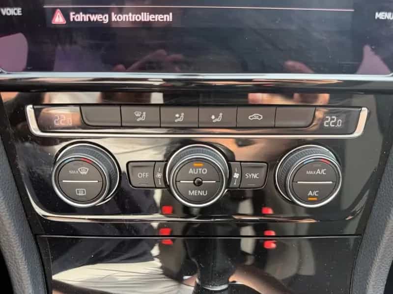 Volkswagen Golf VII 1.0TSI Sound  Navi/ACC/App-Connect 11/2017-photo-21
