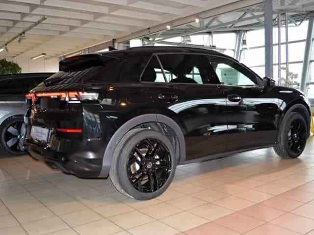 Volkswagen T-Roc 1.5 eTSI DSG R-Line Black Style IQ ALU 19" 01/2026-photo-3