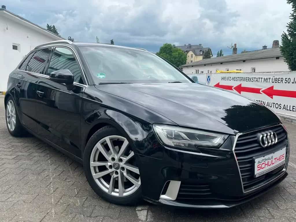 Audi A3 Sportback Sport*V-COCKPIT*KEYLESS*ACC*SPUR* 03/2017-photo-0