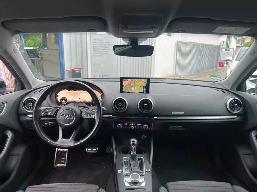 Audi A3 Sportback Sport*V-COCKPIT*KEYLESS*ACC*SPUR* 03/2017-photo-1