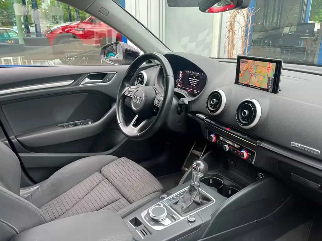 Audi A3 Sportback Sport*V-COCKPIT*KEYLESS*ACC*SPUR* 03/2017-photo-7