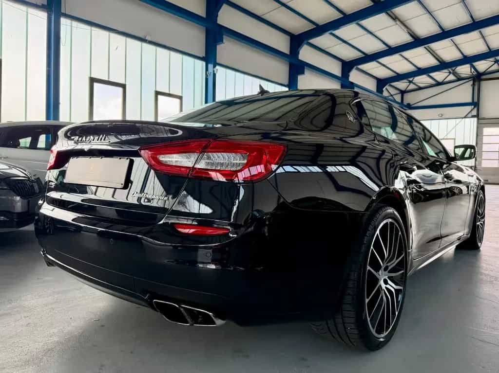 Maserati Quattroporte 3.8 V8 GTS Automatik*Sehr Gepflegt* 07/2014-photo-26