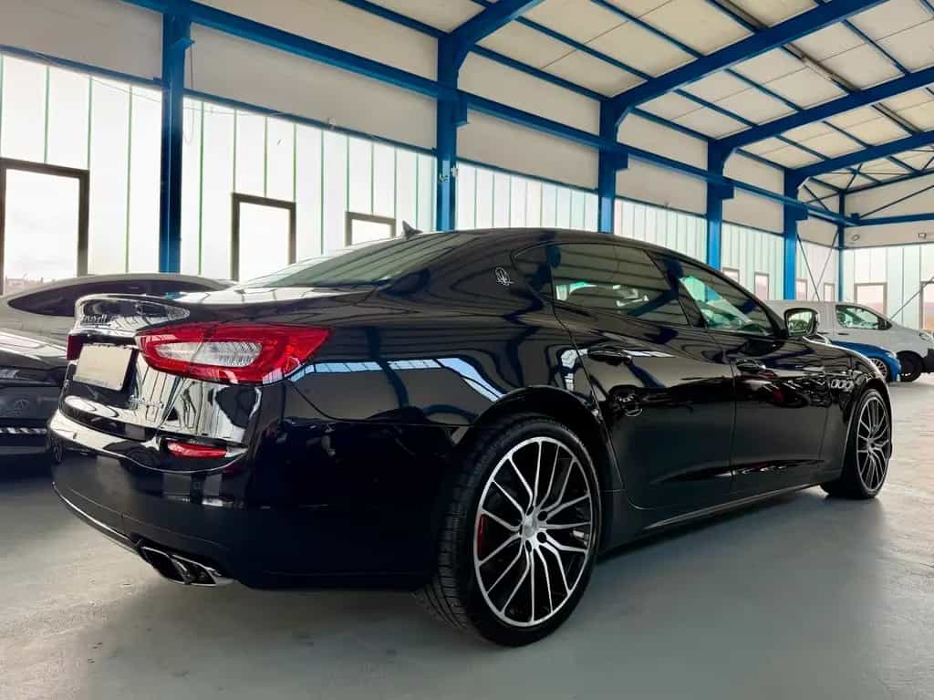 Maserati Quattroporte 3.8 V8 GTS Automatik*Sehr Gepflegt* 07/2014-photo-27