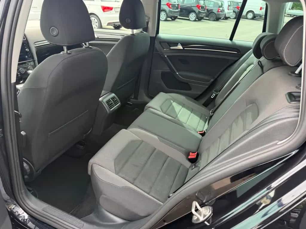 Volkswagen Golf VII V Highline R-Line*ACC*CAM*PDC*SHZ*AHK* 07/2020-photo-12