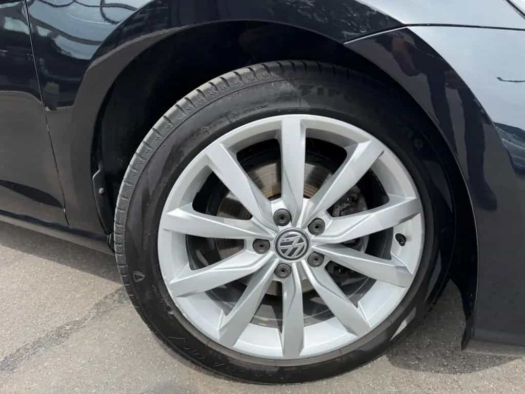 Volkswagen Golf VII V Highline R-Line*ACC*CAM*PDC*SHZ*AHK* 07/2020-photo-17