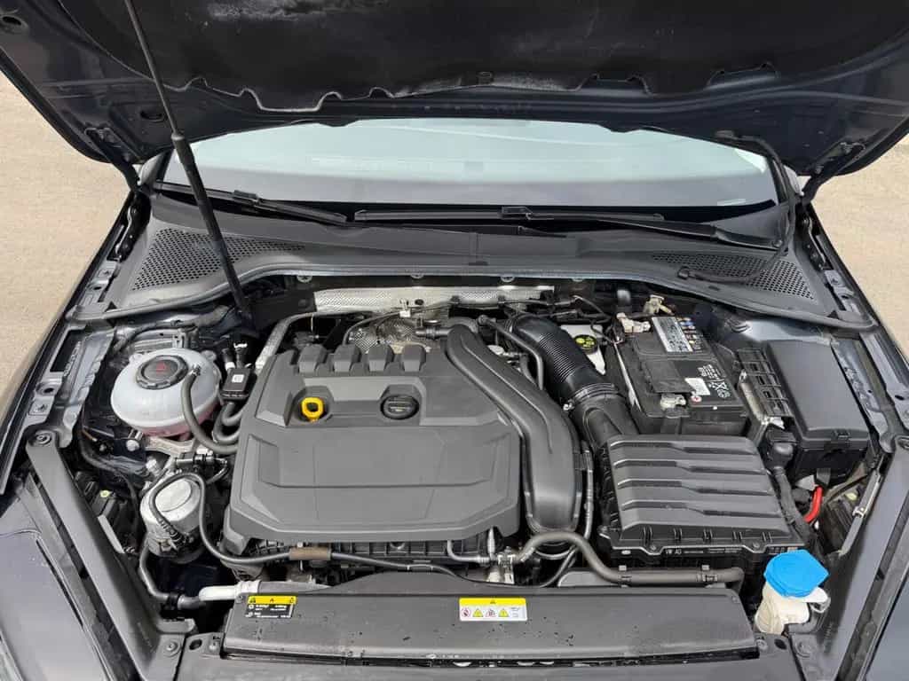 Volkswagen Golf VII V Highline R-Line*ACC*CAM*PDC*SHZ*AHK* 07/2020-photo-24