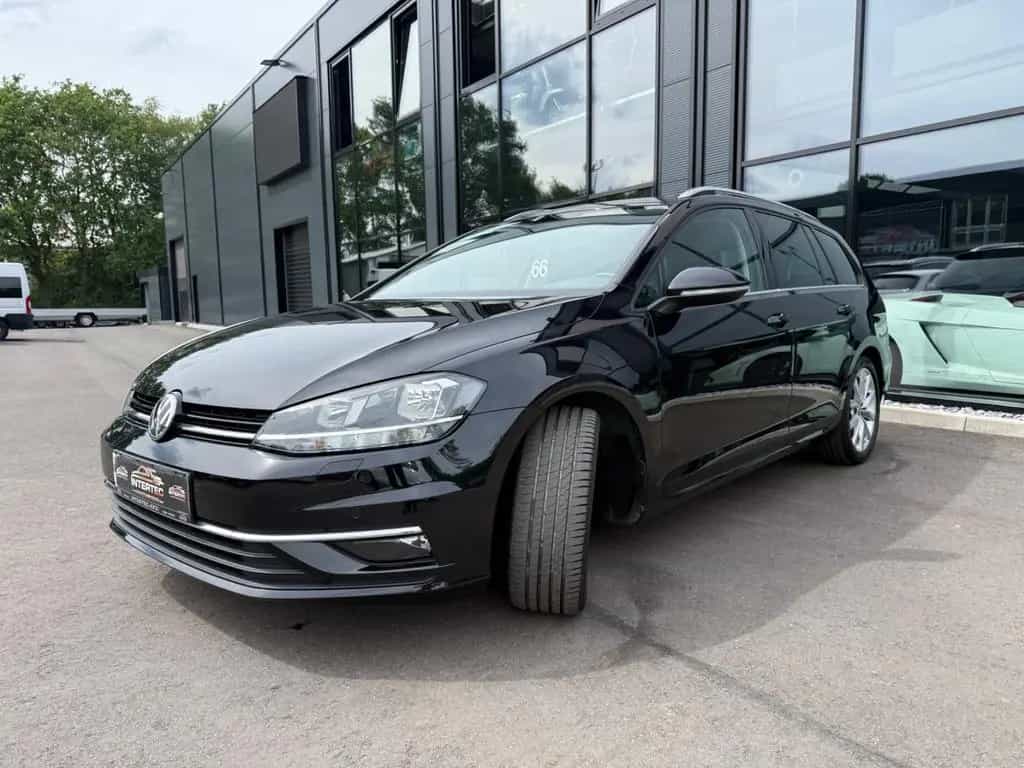 Volkswagen Golf VII V Highline R-Line*ACC*CAM*PDC*SHZ*AHK* 07/2020-photo-4