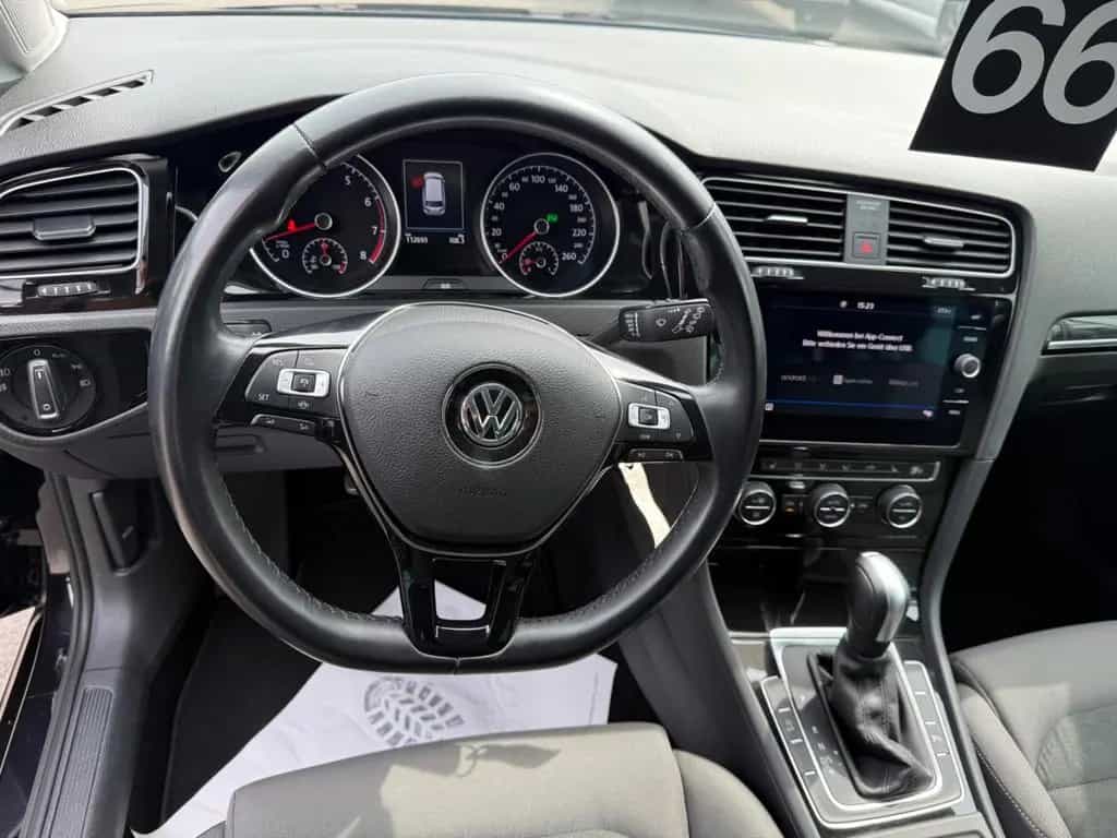 Volkswagen Golf VII V Highline R-Line*ACC*CAM*PDC*SHZ*AHK* 07/2020-photo-9