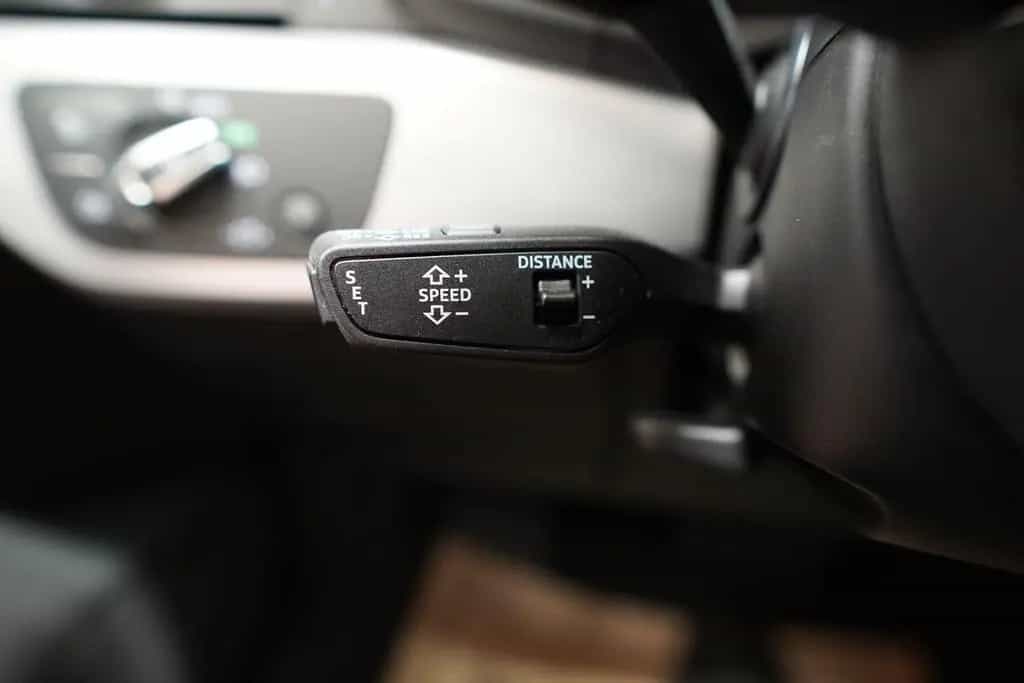 Audi A4 Avant 35 TDI S-tr. "S line" LED*VIRTUAL*AC 02/2019-photo-26